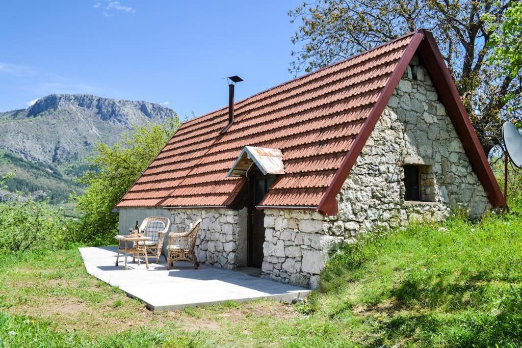 Vila Grandma'S Hut Nikšić Exteriér fotografie